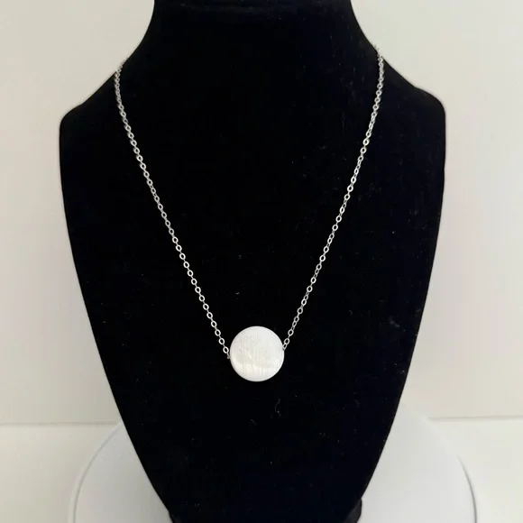 Sterling Silver Mother of Pearl Coin Pendant Necklace - Picture 2 of 8